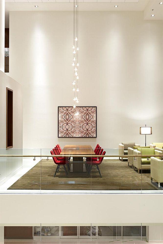 Delta By Marriott Centre Hotel 4*
